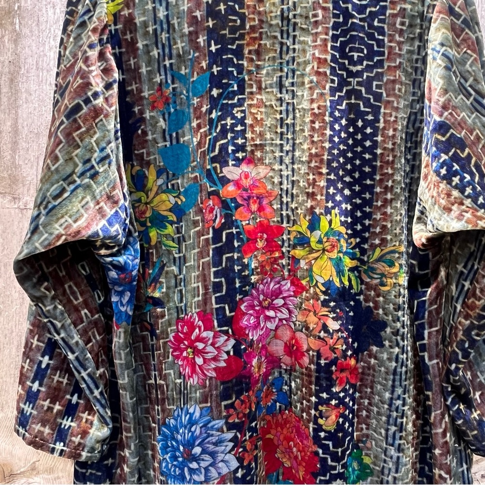 Johnny Was Velvet Floral V-Neck Tunic - Picture 4 of 8